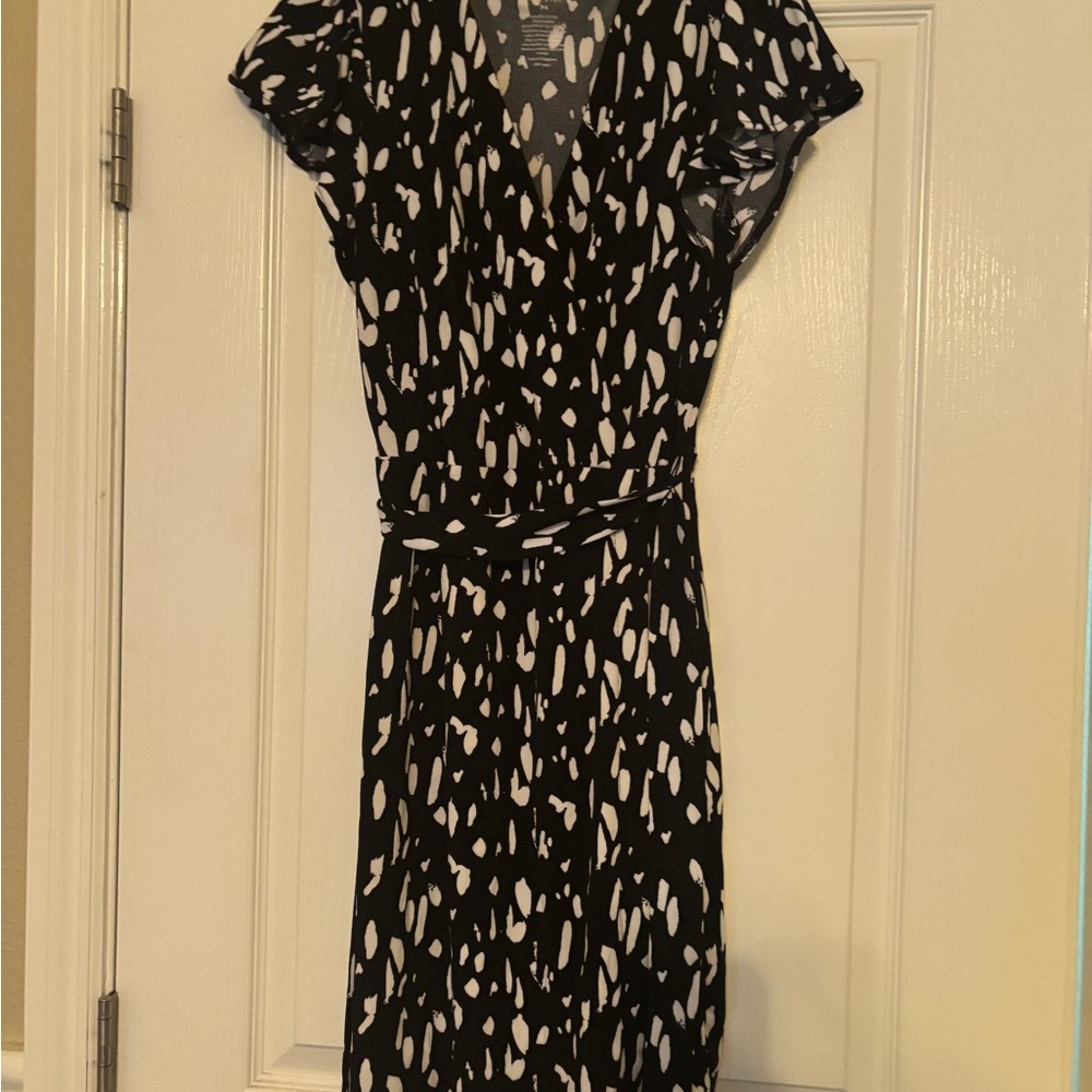 Nine West Black and White Midi Dress